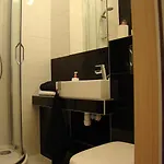 Hostel St. Dorothys - *