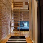 Hostel St. Dorothys - *