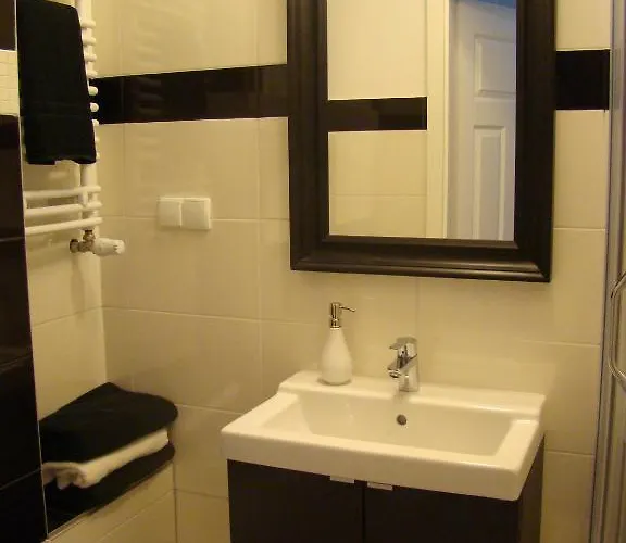 Hostel St. Dorothys - *